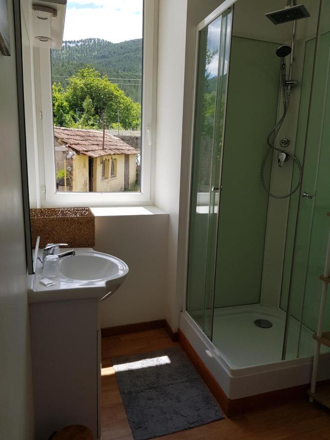 Alpes Hotel Barreme Bagian luar foto